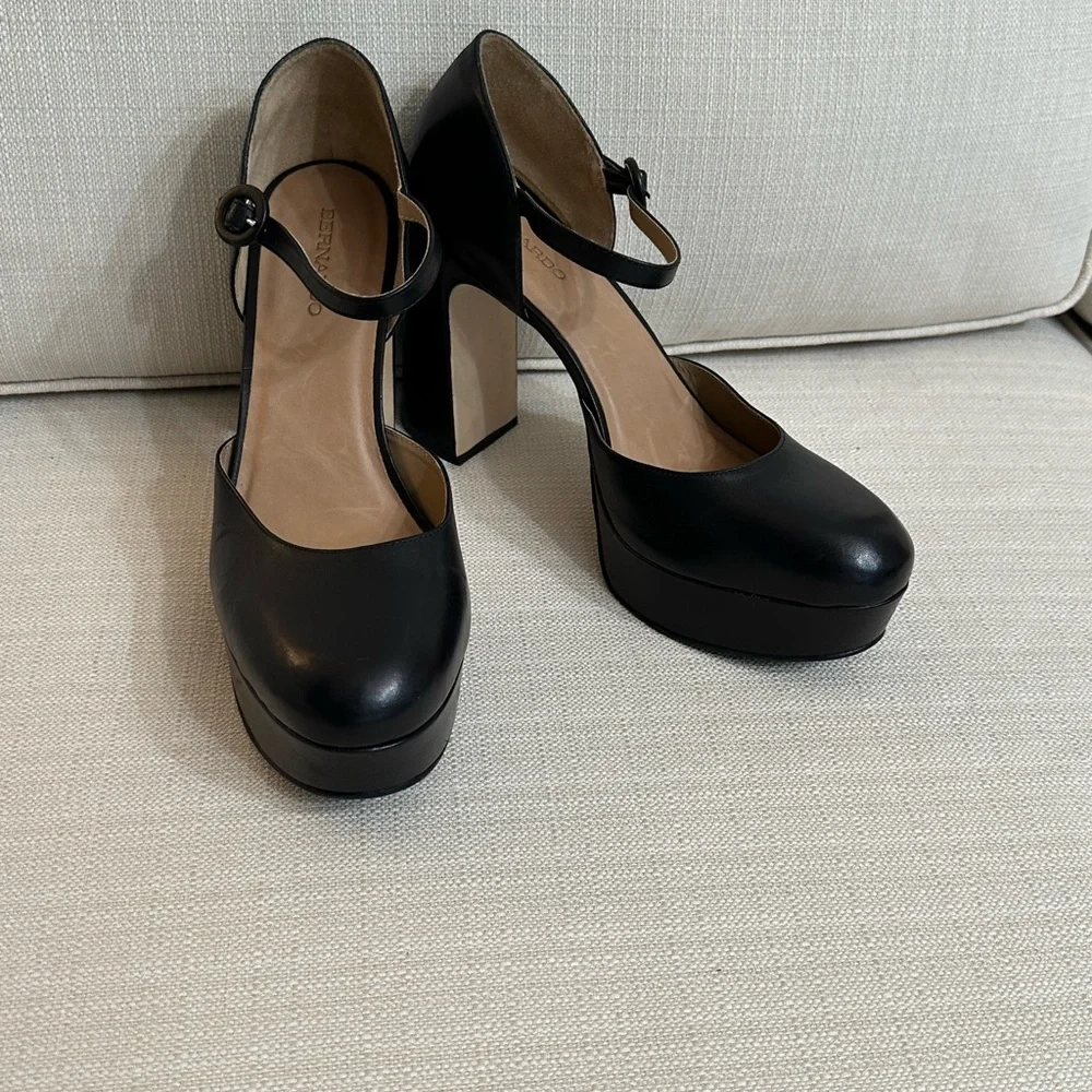 Bernardo Valencia Mary Jane Platform‎ Pump NWOB $268